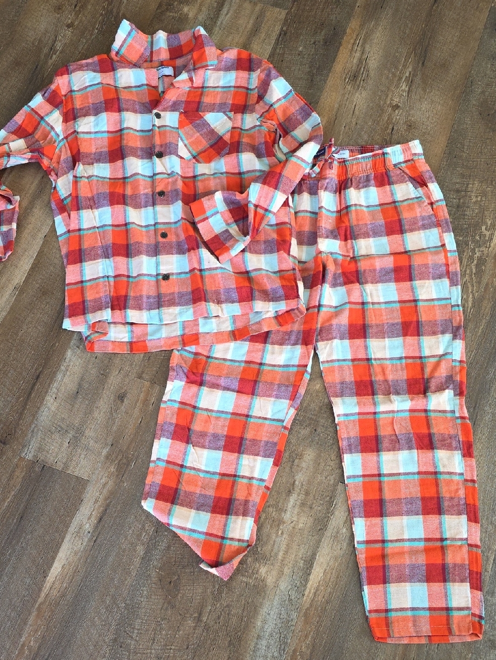 Old Navy Womens Size Large Checker Flanned Pajama Set  Orange, White, and Green